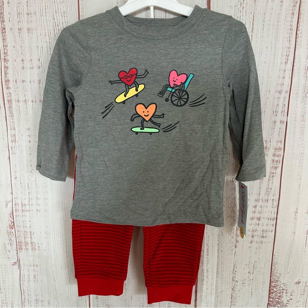 Kids cat and jack valentines 2 piece set heart print - unisex- NWT